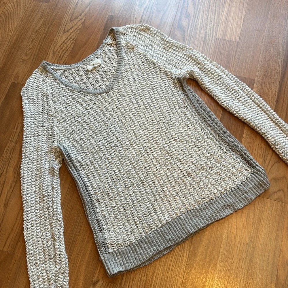 Lou & Grey long sleeve crochet cream with gray trim sweater. Size S. - Picture 1 of 17